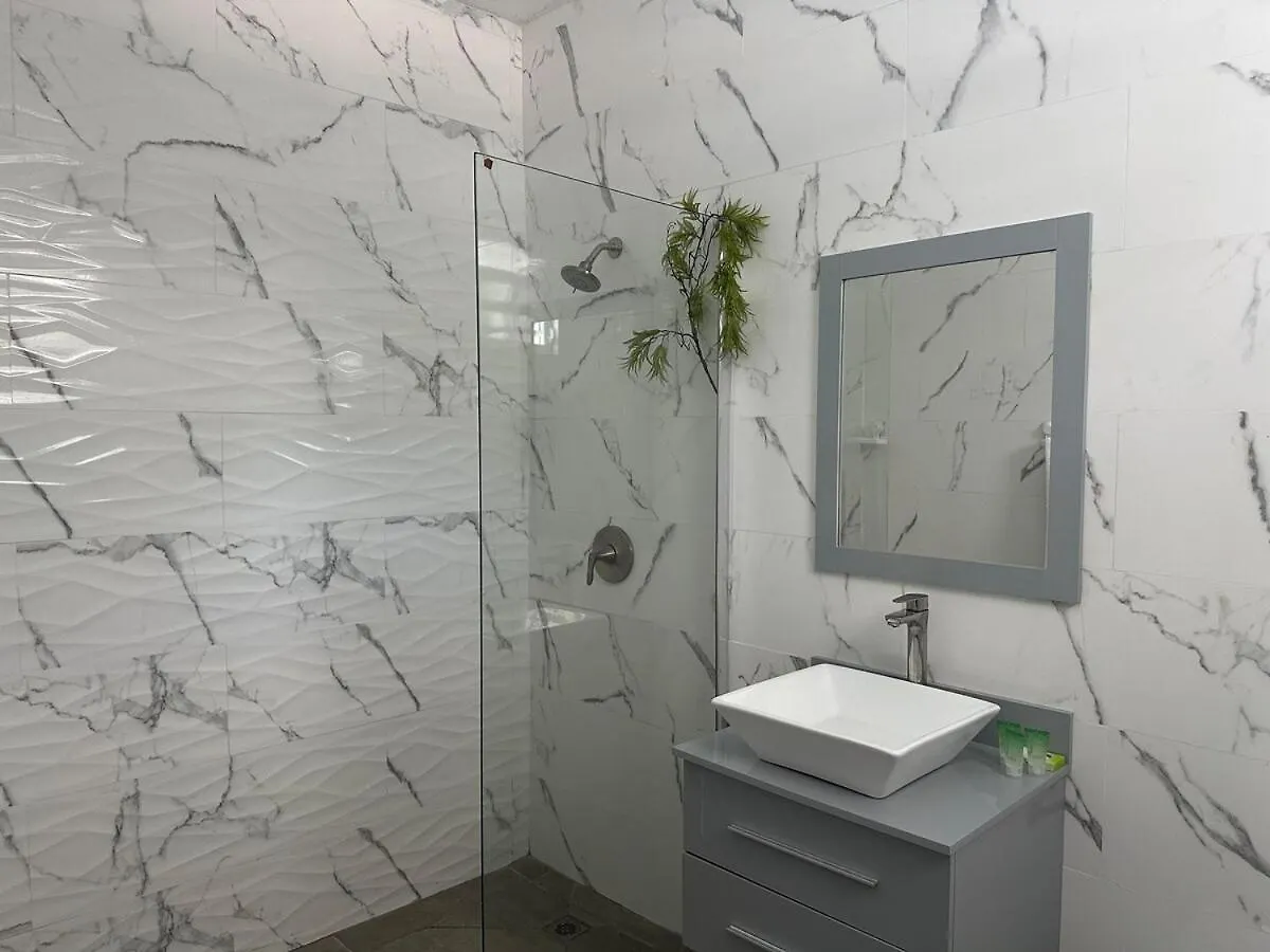 Beachtown Luxury Villas Apt 103 Aguacate