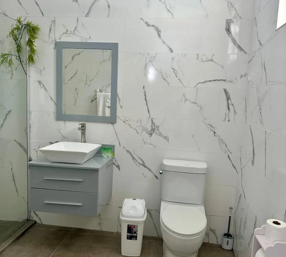 Beachtown Luxury Villas Apt 103 Aguacate Apartman